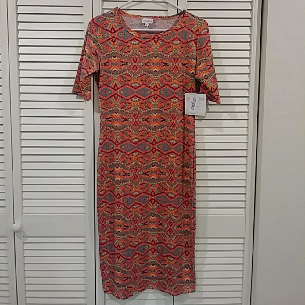 MUST GO! Lularoe Julia - NWT